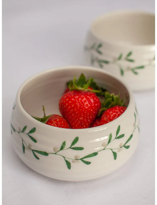 Amor Porcelain Small Dishes - Set of Four