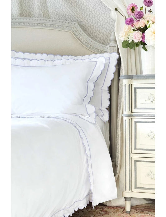 Lilac Scalloped Emperor Duvet Cover & 2 Super King Pillowcase Set